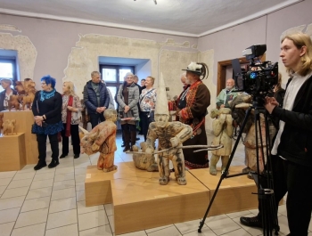 ZBIGNIEW BURY - RZEŹBY Z DRZEW - zdjęcie2