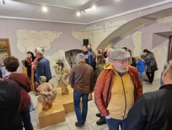 ZBIGNIEW BURY - RZEŹBY Z DRZEW - zdjęcie6